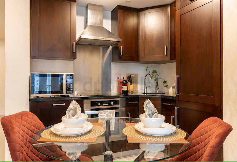 Luxury Room available in Downtown @ 8000 AED