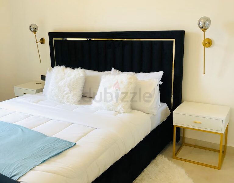 Luxe master bedroom in JVC @ 6500
