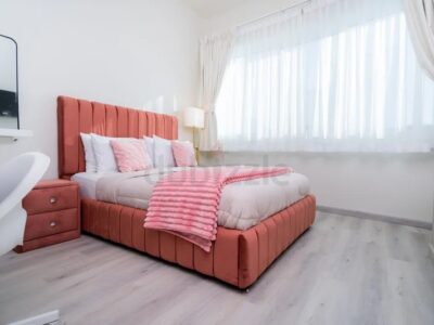 luxury room outside metro station in Dubai Marina @4875