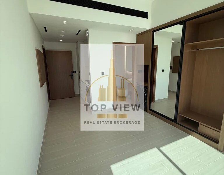 Luxury and cheap semi furnished Studio in JVC @