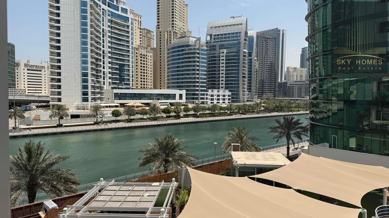 Luxurious 1bhk on marina with Big Balcony @ 70000