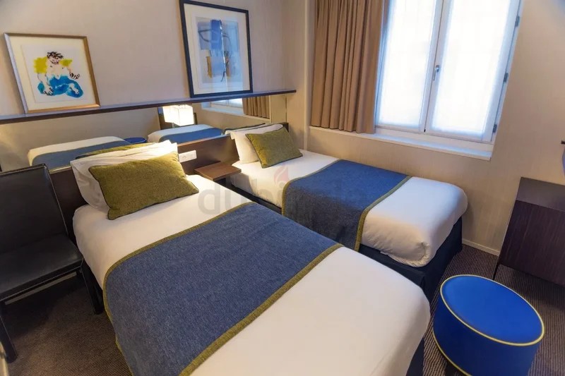 BRAND NEW Hotel Bed Space in Karama Burj Khalifa View @800