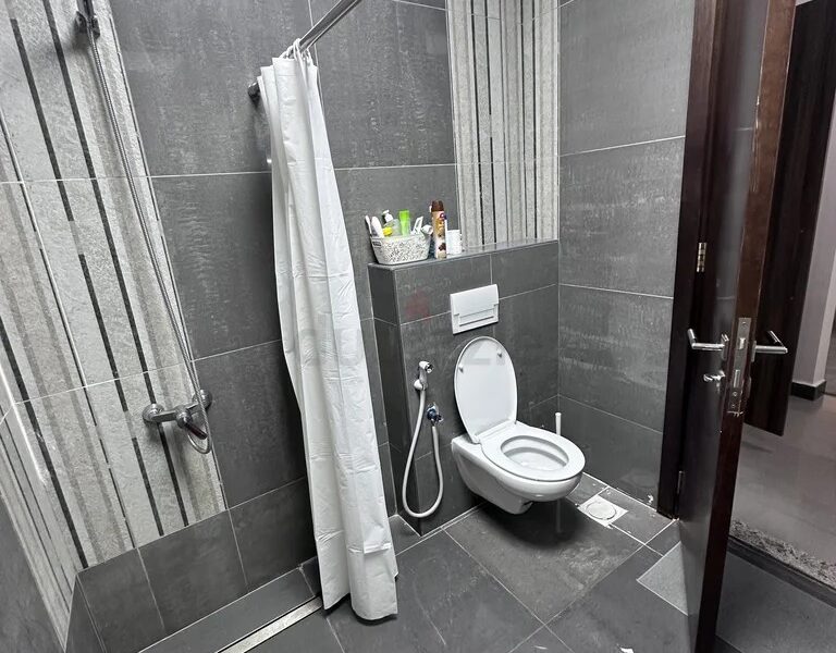 Master Room in a Villa , JVC for Females Only @ 4000