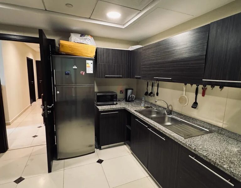 Master room with attached bathroom in marina @4000 PM