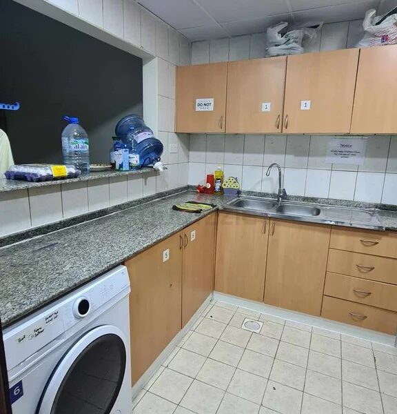 Bed Space for Executive Males in international City Dubai @ 875