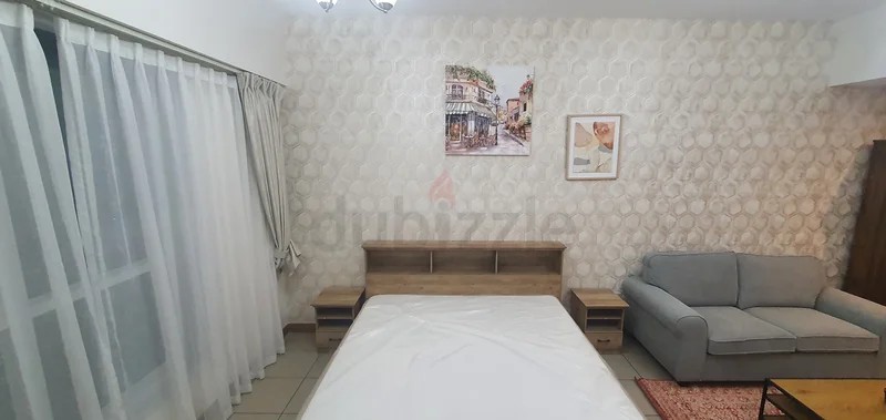 Huge room in Dubai Marina near TRAM and beach @ 3999