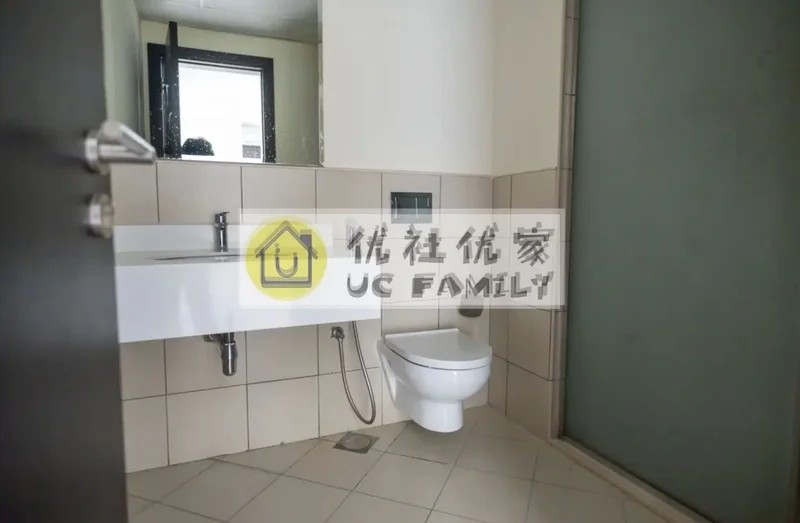 1 to 2 CHEQUES / Studio in international City @ 38000