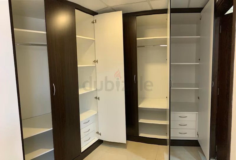 Room In a Villa for Professionals Only - JVC - Aed 4,100