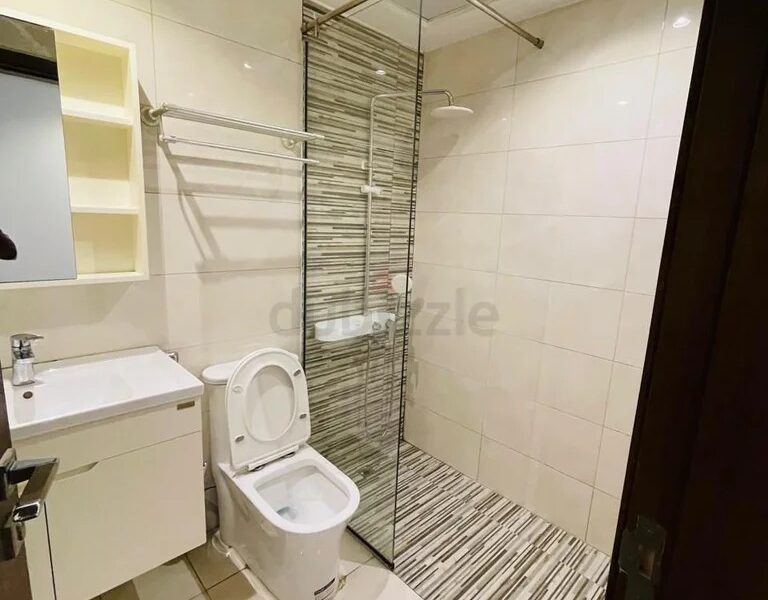 ROOM AVAILABLE FOR EXECUTIVE IN CBD BUILDING @2600