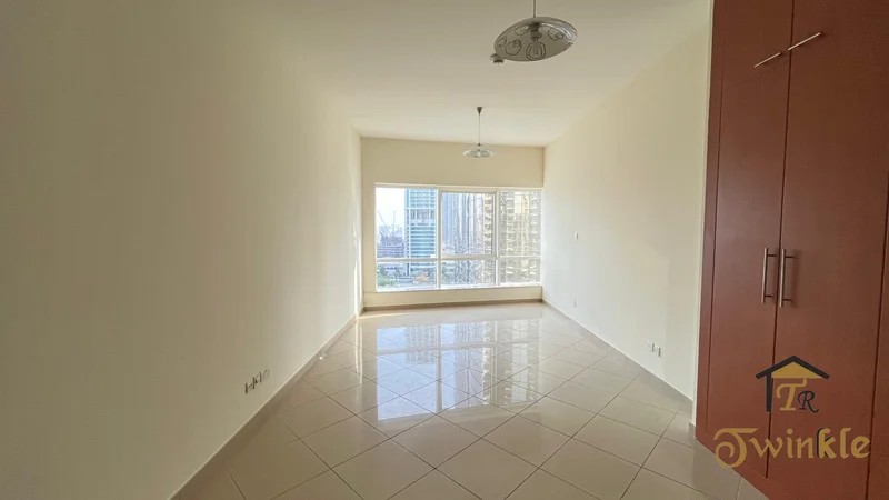 Studio /Chiller Free | Close to Metro | Lake View @ 60000