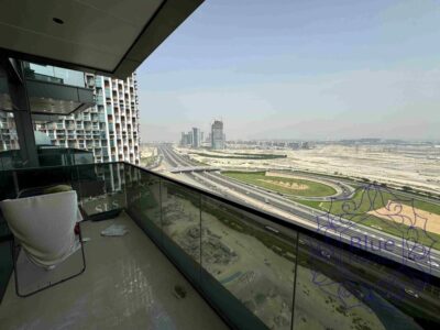 Fully Furnished ,1 Bedroom Apartment in Business Bay @ 100000
