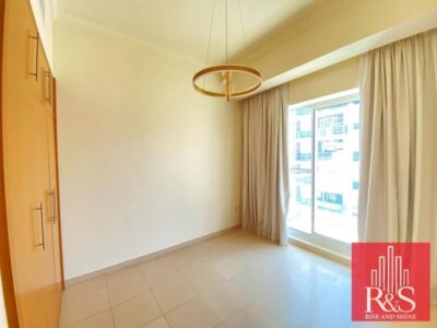 1 BR apartment, Burj Khalifa View 2/3 Cheques @ 75000
