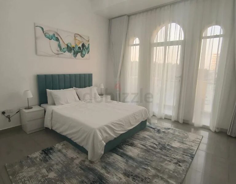 Master Room in a Villa , JVC for Females Only @ 4000
