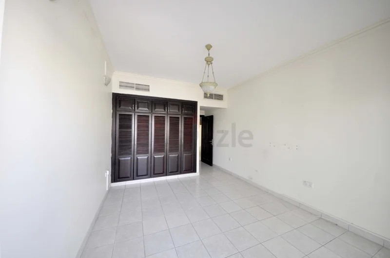 new furnished Room for rent in Al Raffa Dubai@ 3800