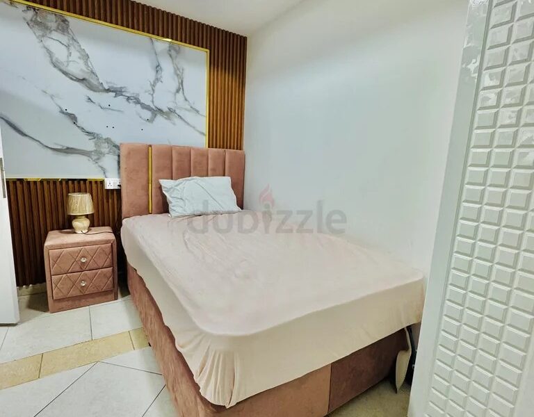 Small Room Available For Rent in Dubai Marina @ 2799