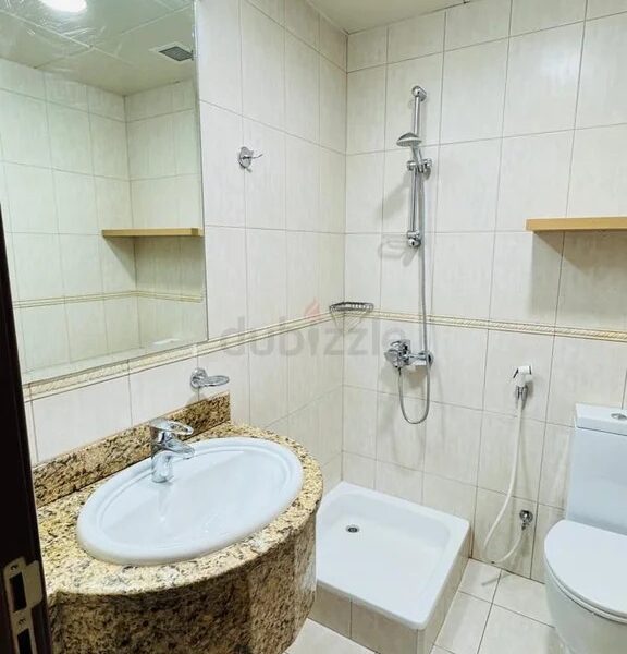 Small Room Available For Rent in Dubai Marina @ 2799