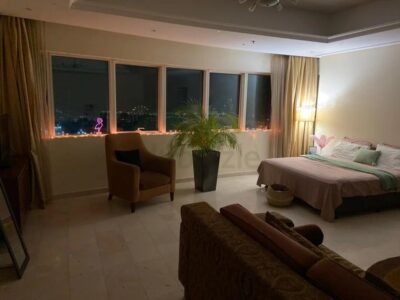 Hot Sumer Deal, Dubai Marina Master Room, sea view @ 5500