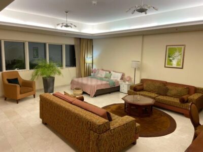 Hot Sumer Deal, Dubai Marina Master Room, sea view @ 5500