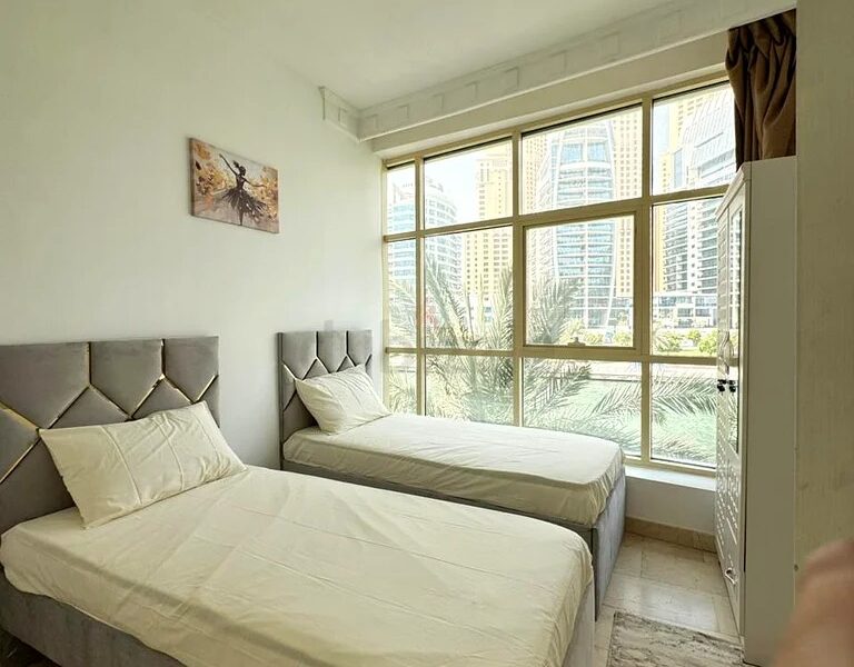 Ladies Bedspace in Dubai marina @ 1600