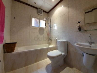 Master Bedroom for Lady in Business Bay- No Deposit @ 3700