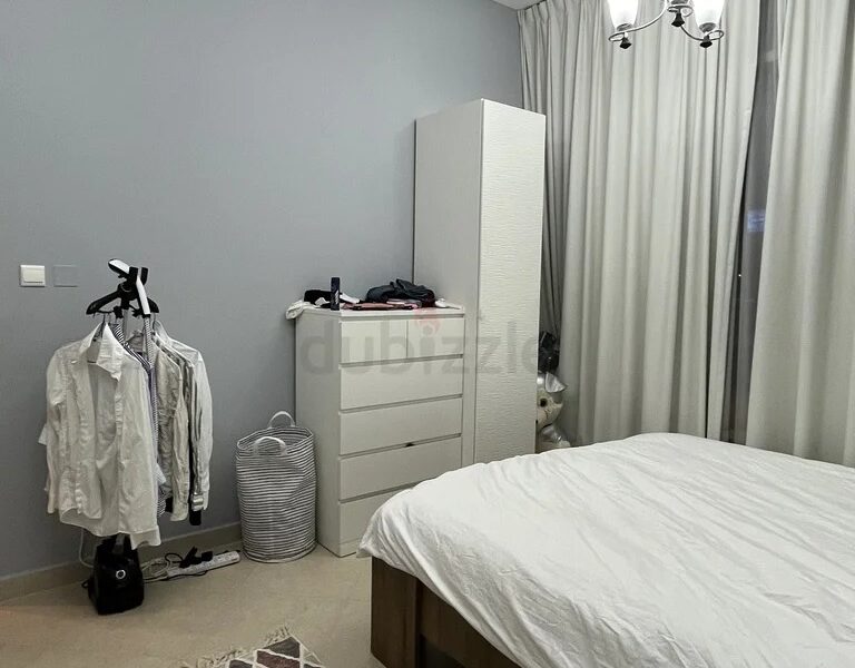 Bedroom in Business Bay @ 4200 PM