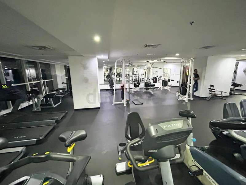 Amazing small room without window in business bay @ 2500