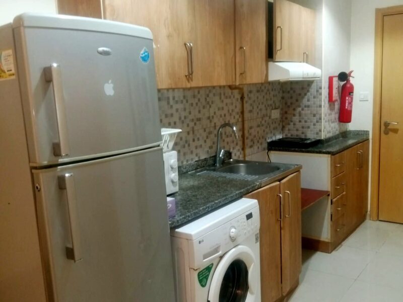 Bedspace for Arab Executive for Rent in JVC @ 1400 PM