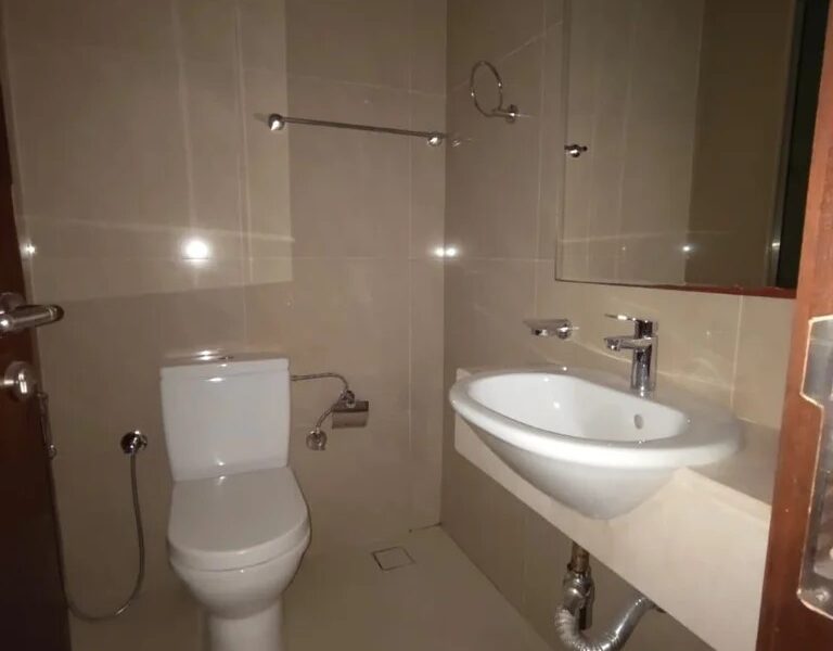 Unfurnished Spacious | studio now available @ 46k in DSO