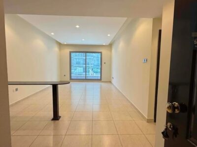 Luxurious 1bhk on marina with Big Balcony @ 70000