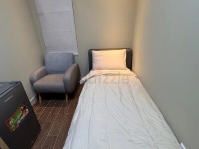 NO COMMISSION - ROOM FOR RENT IN VILLA, JVC @2900 PM