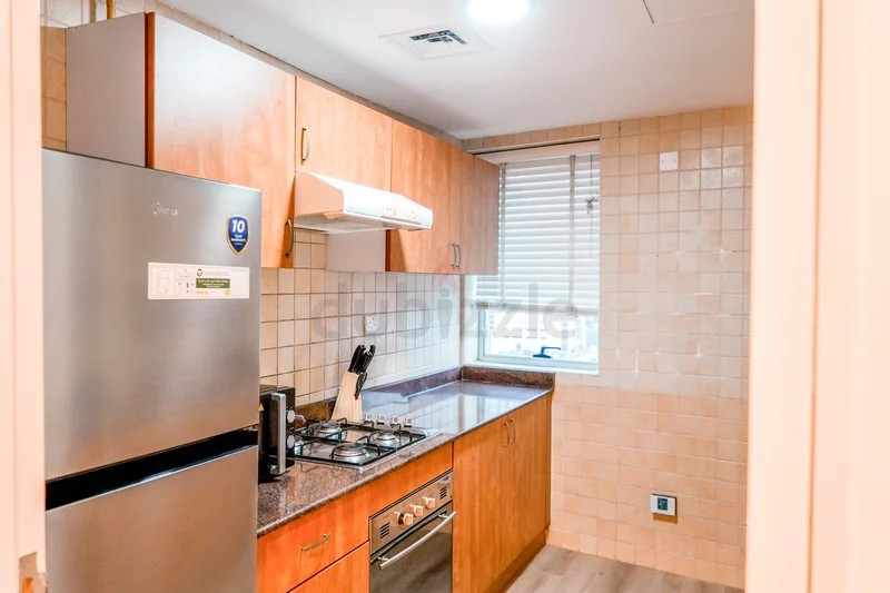 Summer Deal Luxurious Room in Dubai Marina @ 5000