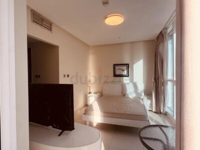 Master room with attached bathroom in marina @4000 PM