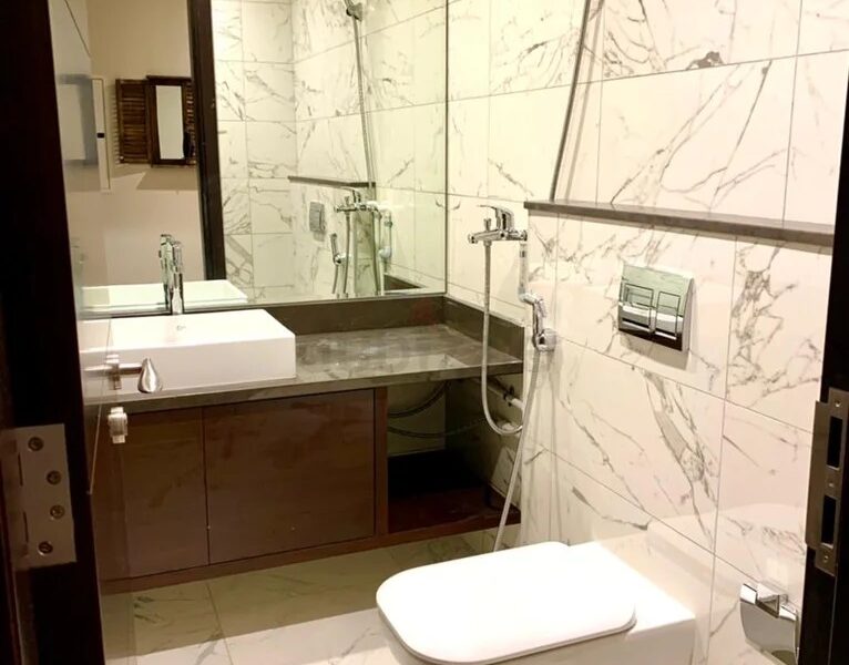 Fully Furnished Bedroom For Rent in Downtown @ 4800 pm