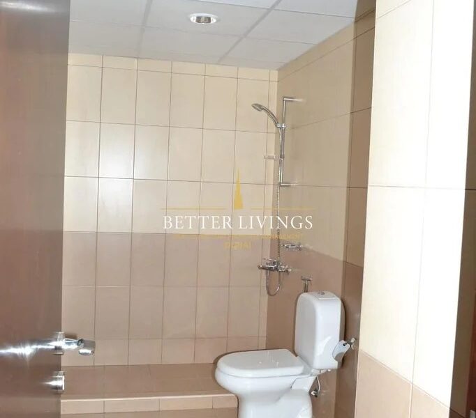 1 BHK Apartment ,Prime Location , Big Layout in JVC @ 65000