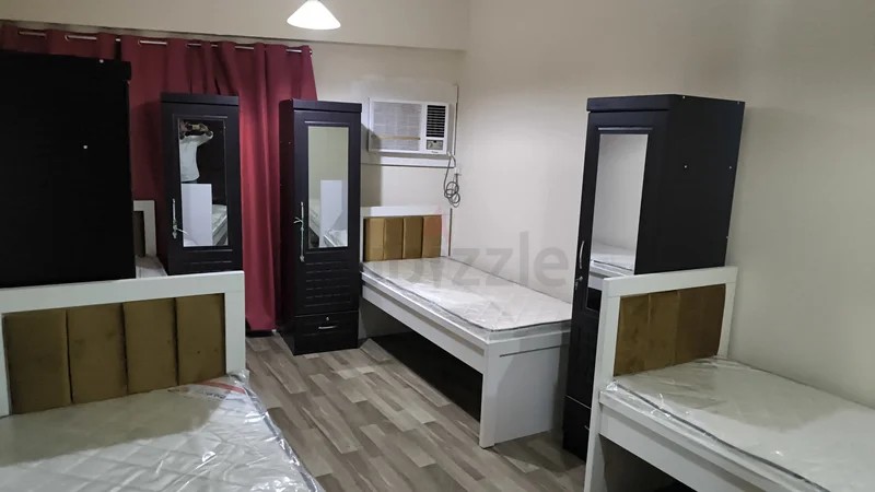 Furnished bed space available for Indian Girl Executive