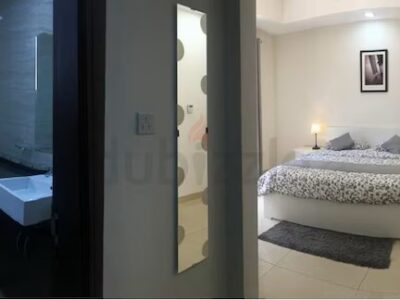 Room In a Villa for Professionals Only - JVC - Aed 4,100