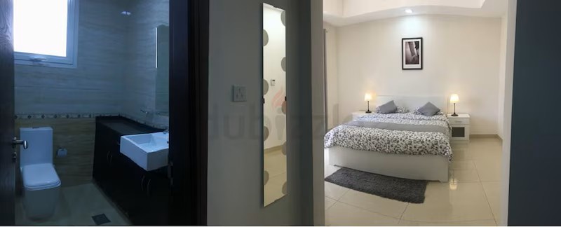 Room In a Villa for Professionals Only - JVC - Aed 4,100