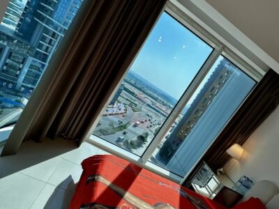Private bedroom for female in Business Bay @ 6000