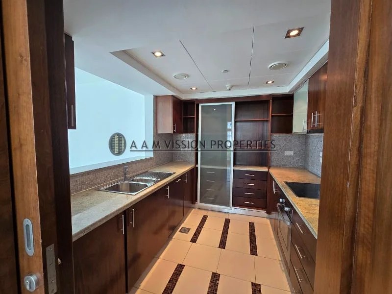 Spacious Furnished 2BHK Apartment in Dubai Marina @ 150000