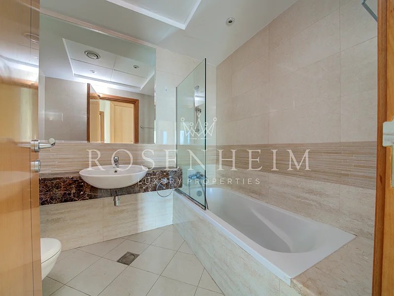 Best time to Rent in Dubai Marina 2BHK Palm View @ 175000