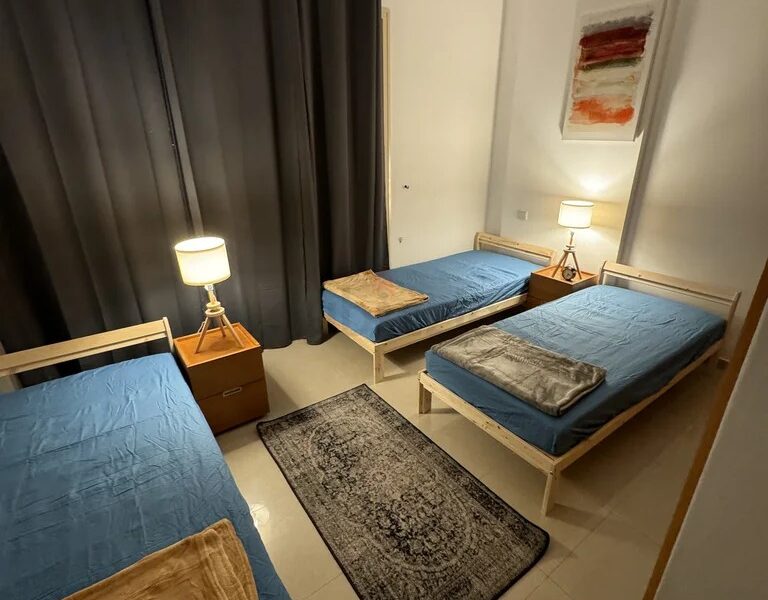 Bed Space Female / Near DMCC Metro / Dubai Marina @ 1700
