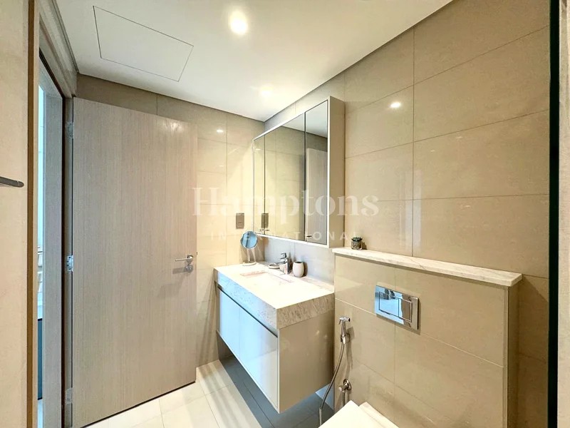 Furnished 1 Br apartment in Downtown ,Chiller Free@ 135000