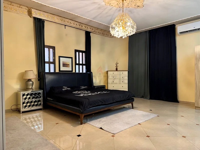 Master Bedroom for Lady in Business Bay- No Deposit @ 3700