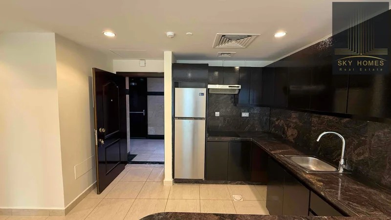 Luxurious 1bhk on marina with Big Balcony @ 70000