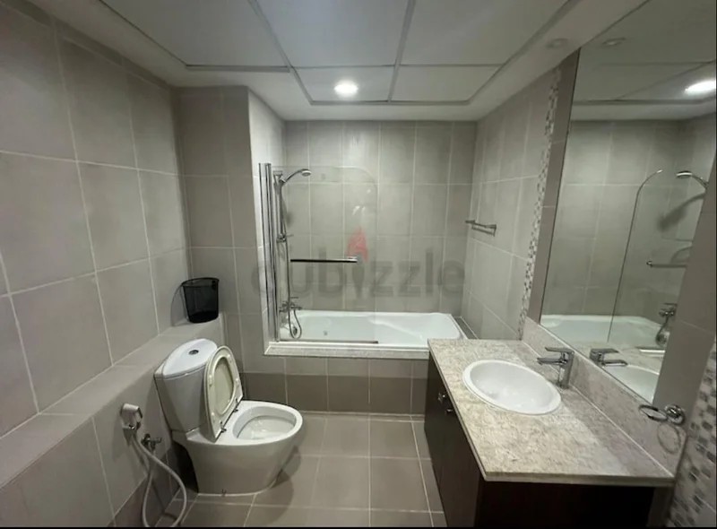 Room for Rent in Business Bay @ 2700 PM