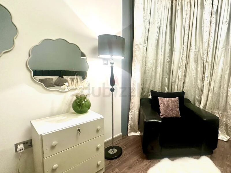 Fully Furnished Bedroom For Rent in Downtown @ 4800 pm