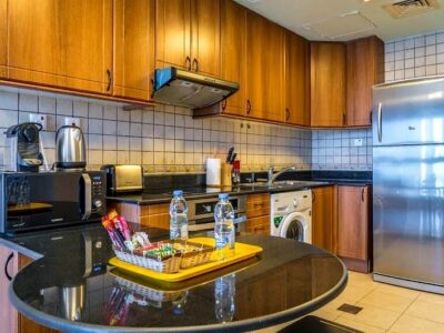 Hot summer Deal Dubai Marina, Master room @ 4599