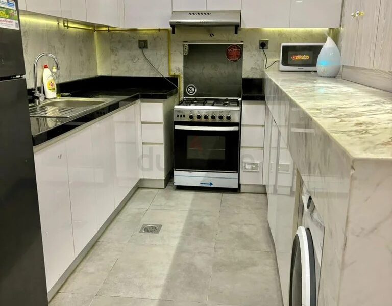 Room with Partition in Business bay @ 1200