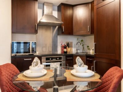 Luxury Room available in Downtown @ 8000 PM