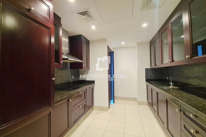 Partial Burj View | Ready to Move In | Key in Hand @ 120000